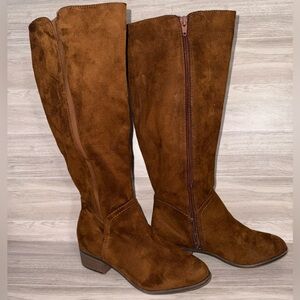 Universal Thread Brown Suede-Like Knee High Boots Size 6.5 Side Zip Block Heel